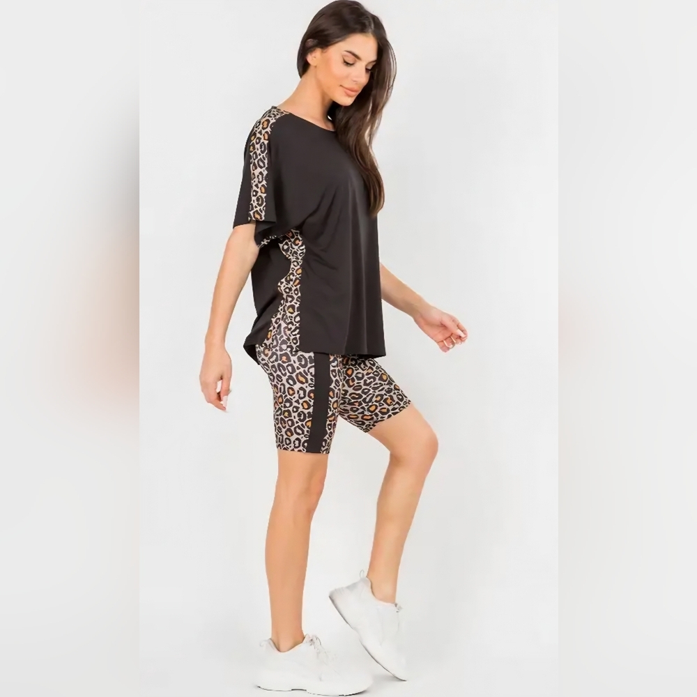 Leopard-Panel Black Women’s Biker Short Set